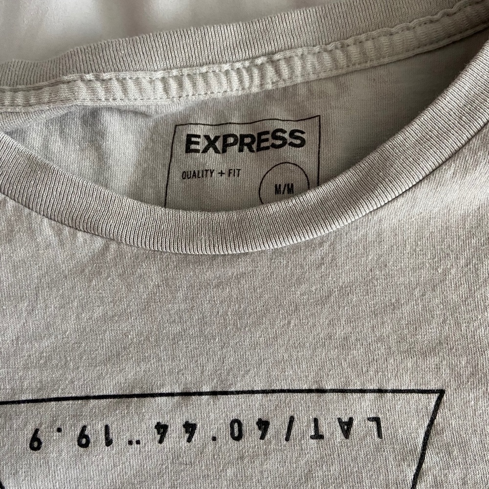 Express t-shirt - Picture 3 of 4